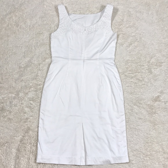 Lilly Pulitzer Classic White Sheath Bow Dress 6 - Picture 3 of 9